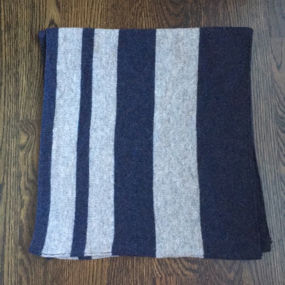 Ply Cashmere Infinity Scarf - Picture 4 of 4